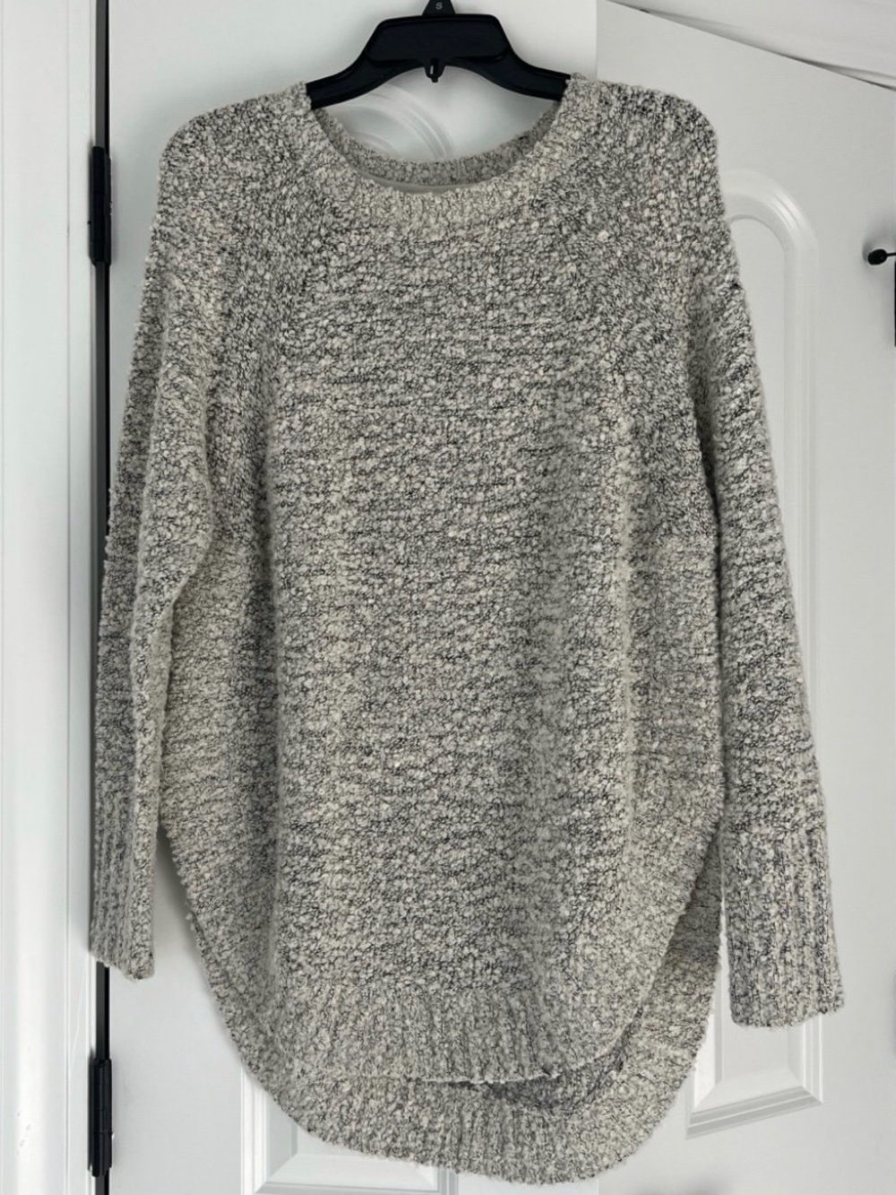 Harper Heritage Long Crew Cozy Sweater- Light Grey Boucle Material- Womens S